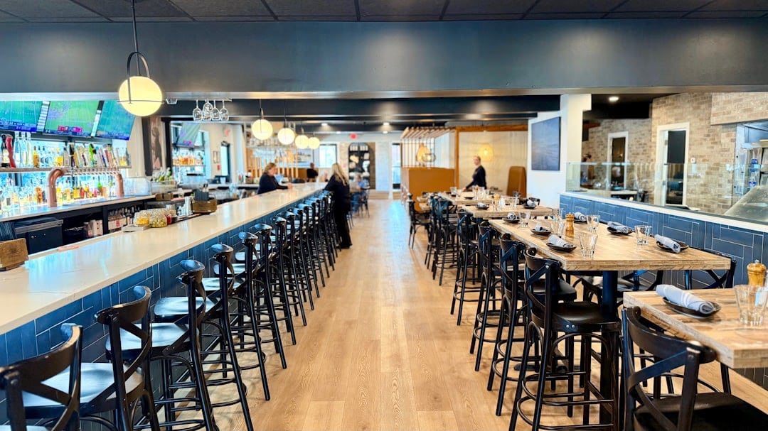 Professional restaurant cleaning Austin TX - kitchen deep cleaning, dining area sanitization, health code compliance